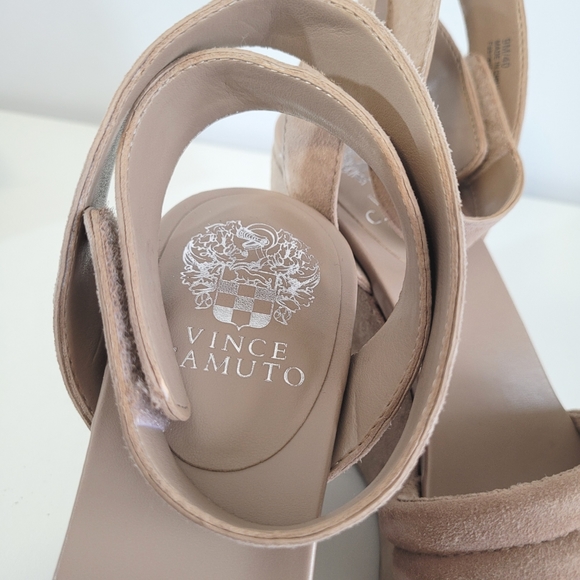 VINCE CAMUTO Varelnta Cream Suede Wedge Sandal - Picture 9 of 13